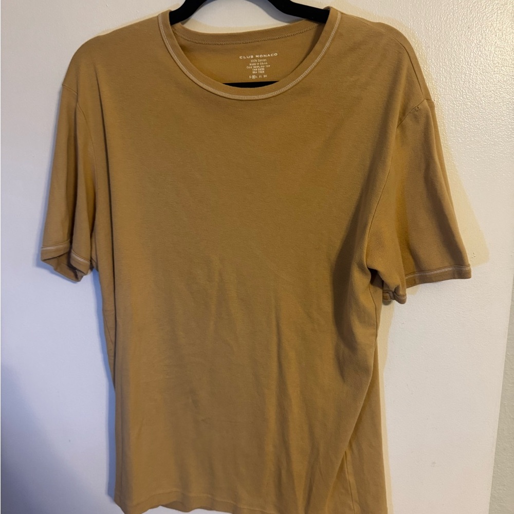 Club Monaco Men's Tan T-Shirt